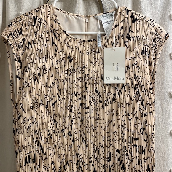 MAX MARA RINO LETTER PRINT PLEATED DRESS - Picture 9 of 14